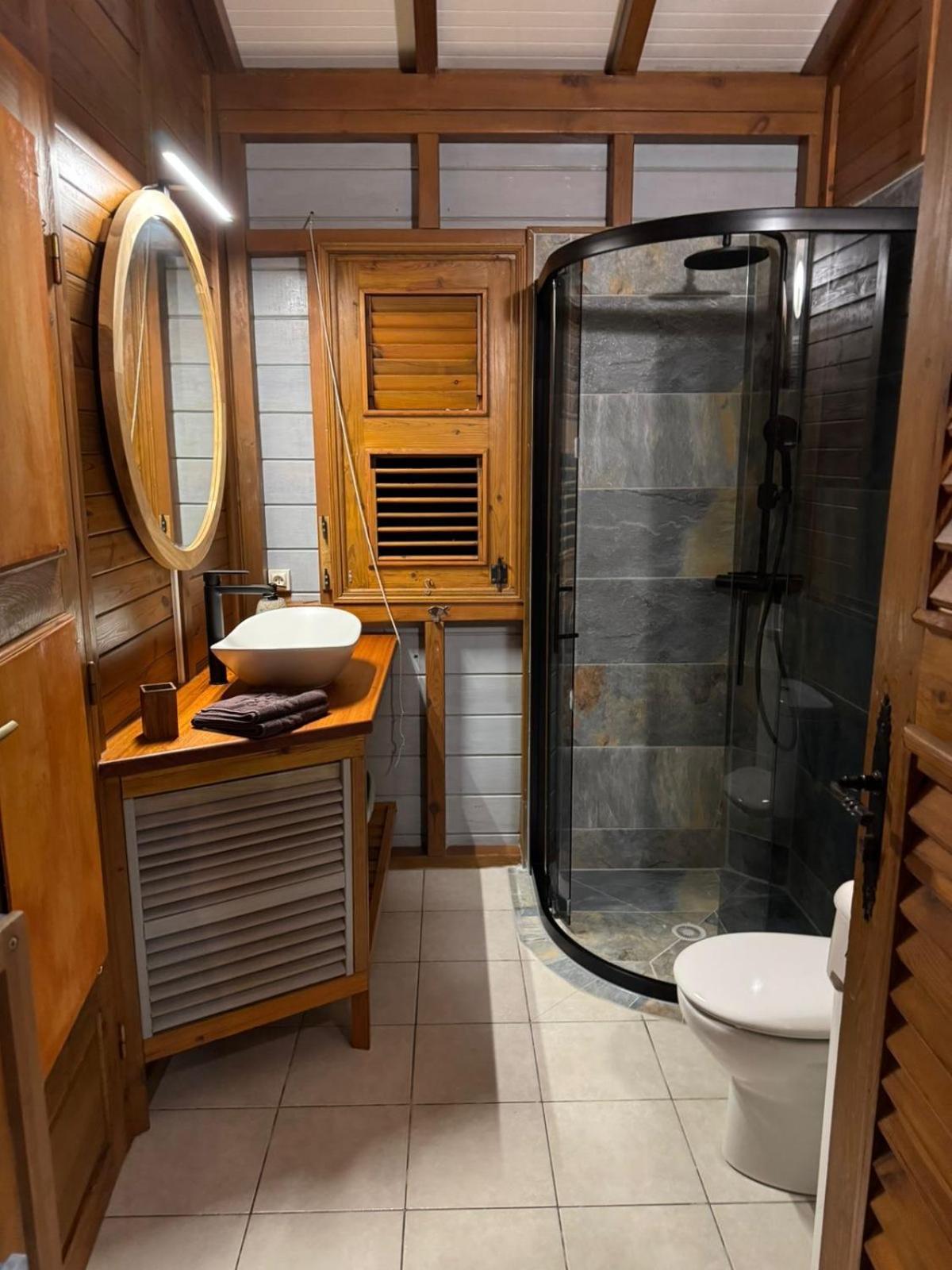 Villa Nature Caraibe Lodge, Vue Mer, Piscine Privee Deshaies Luaran gambar